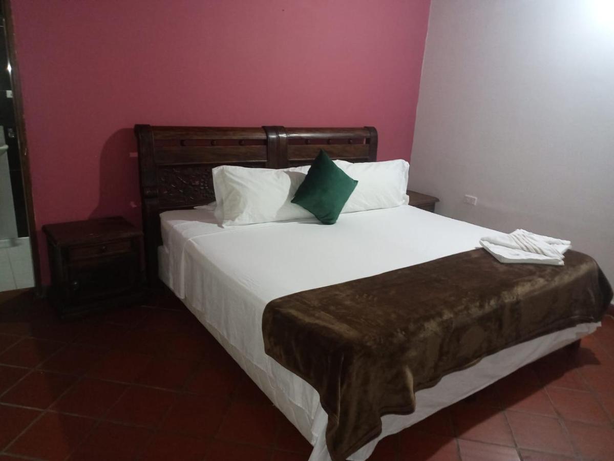 Hotel Campestre La Trinidad Сан Хил Екстериор снимка