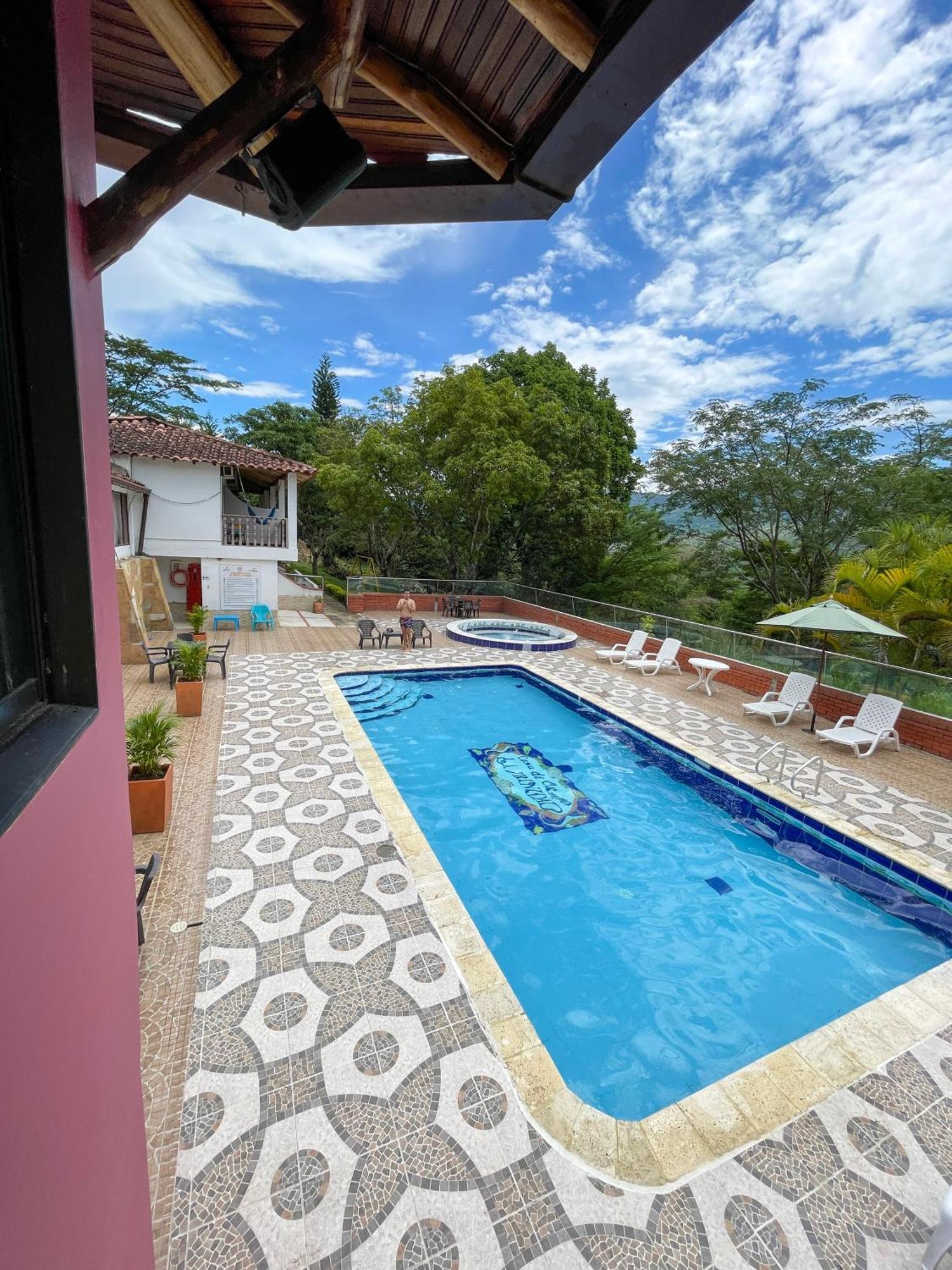 Hotel Campestre La Trinidad Сан Хил Екстериор снимка