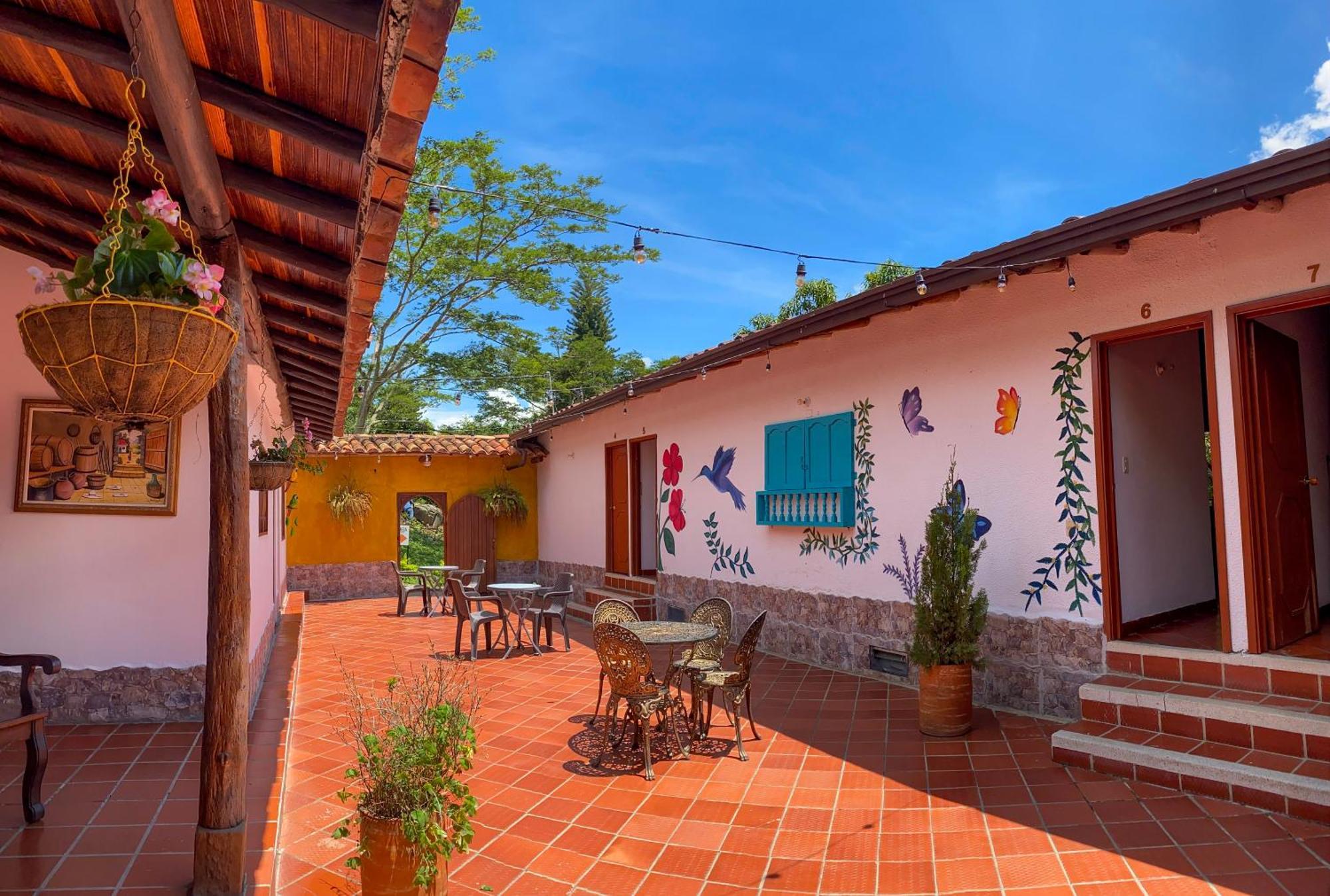 Hotel Campestre La Trinidad Сан Хил Екстериор снимка